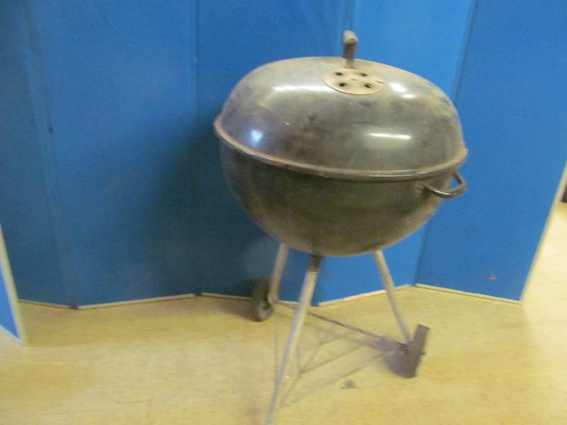 lot 134 image: Weber Grill
