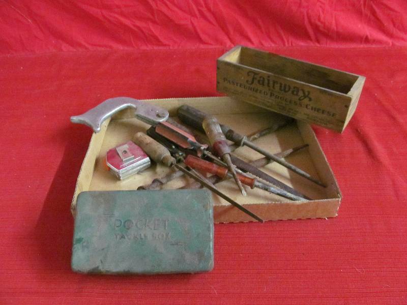 lot 138 image: Tools