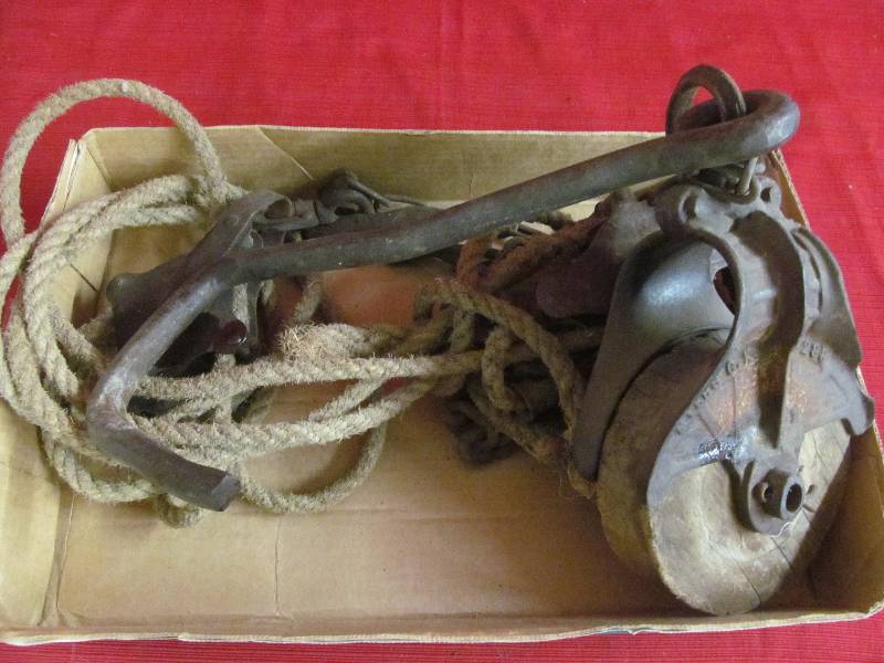 lot 146 image: Block & Tackle