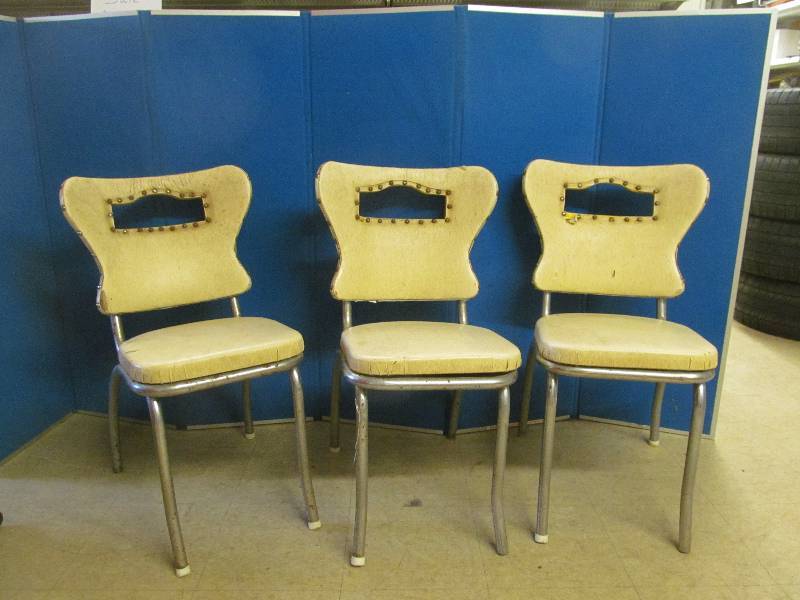 lot 147 image: Chairs