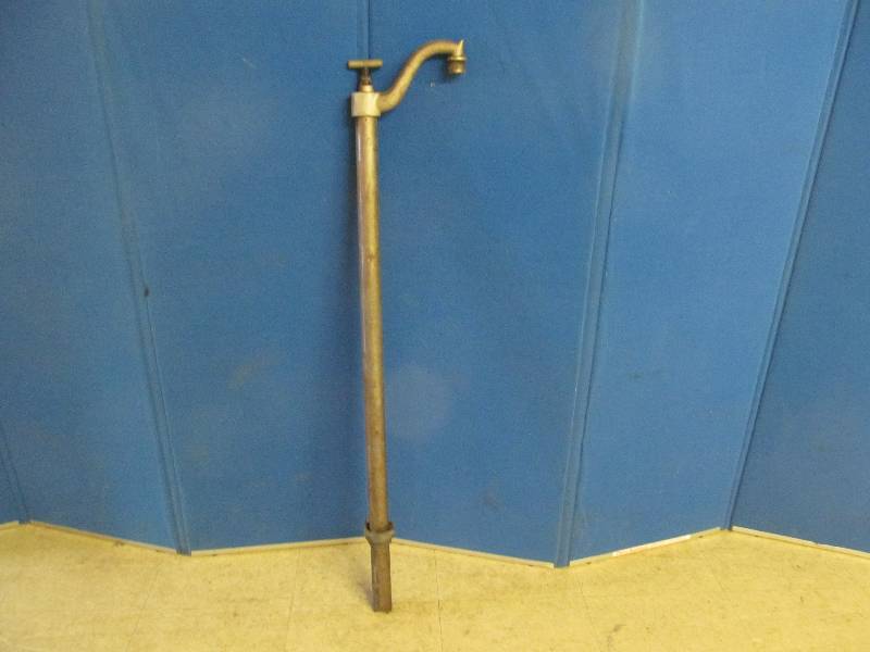 lot 159 image: Pump