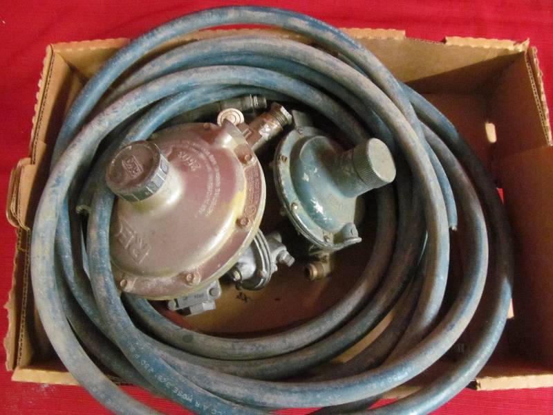 lot 259 image: Gas Regulators