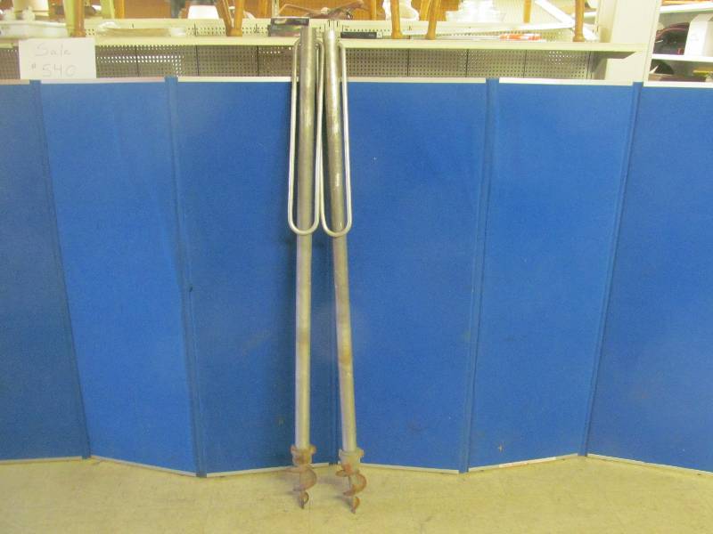 lot 262 image: Tent Stakes