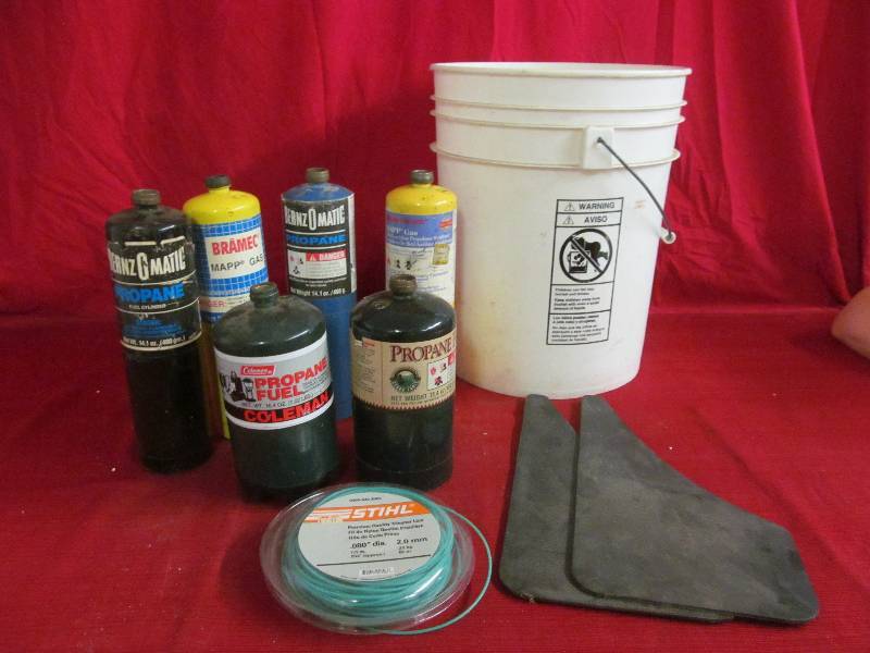 lot 263 image: Propane Tanks
