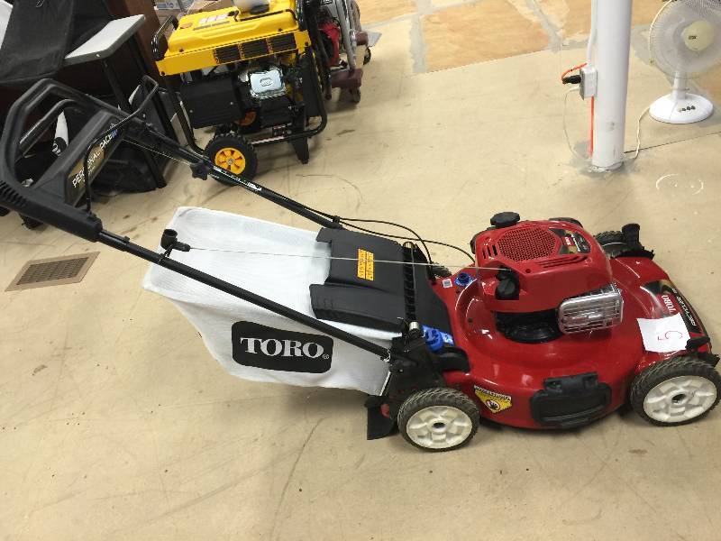 Toro Personal Pace Recycler 22 in. Variable Speed SelfPropelled Gas