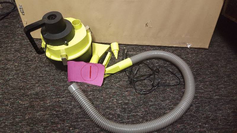 lot 1 image: Black Series Wet & Dry Auto Vacuum