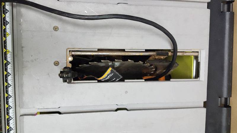 lot 17 image: Ryobi RTS21G Table saw 15 amp used works missing pieces and damage on the plastic see pictures