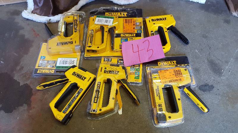 lot 43 image: Lot of 6 Dewalt Staplers