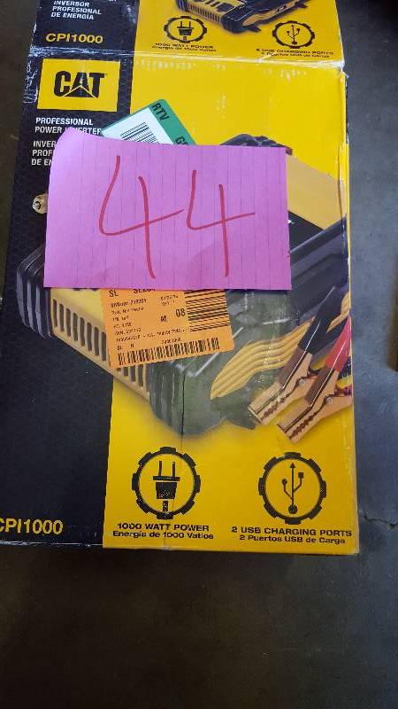 lot 44 image: CAT 1000 Power Inverter