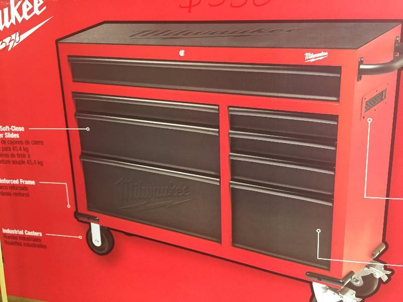 lot 112 image: Milwaukee 46 in. 8-Drawer Rolling Steel Storage Cabinet, Red and Black NEW