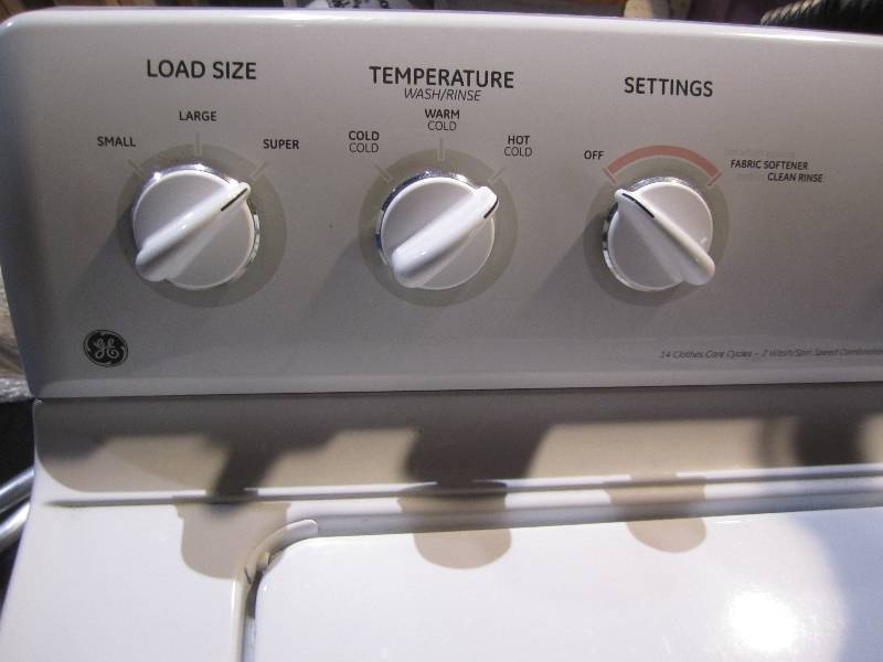 lot 45 image: GE washing machine ...