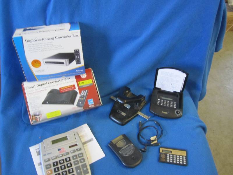 lot 55 image: Mixed electronics converter boxes a...