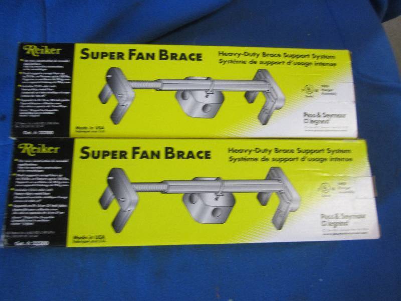 lot 65 image: 2 Super fan braces heavy duty brace...