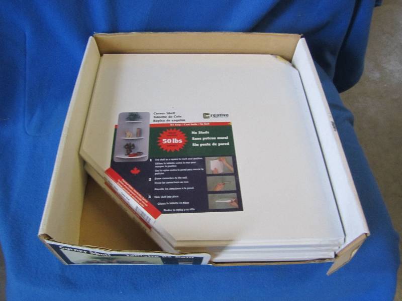 lot 73 image: 4 white corner shelfs...