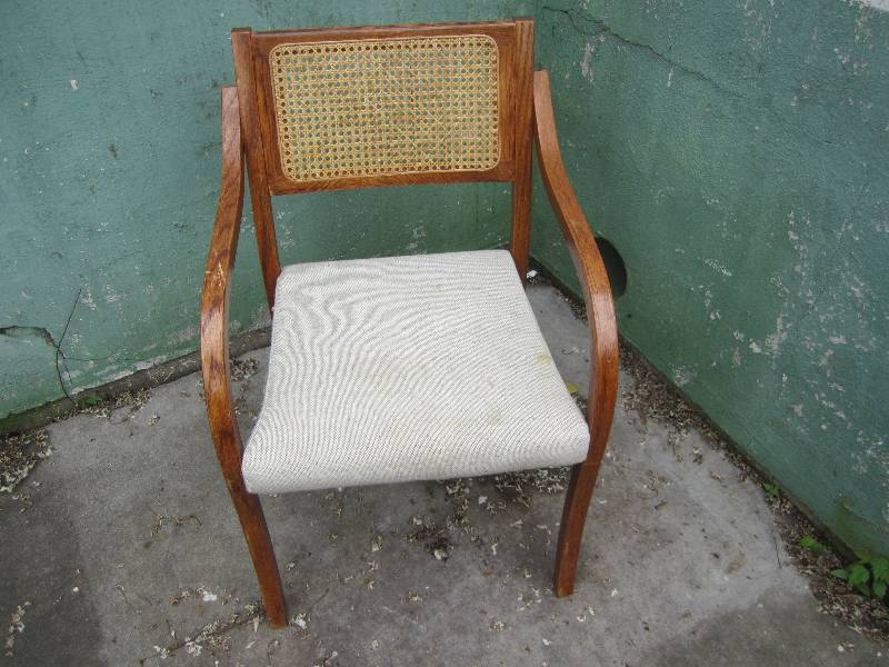 lot 88 image: Vintage Chair...