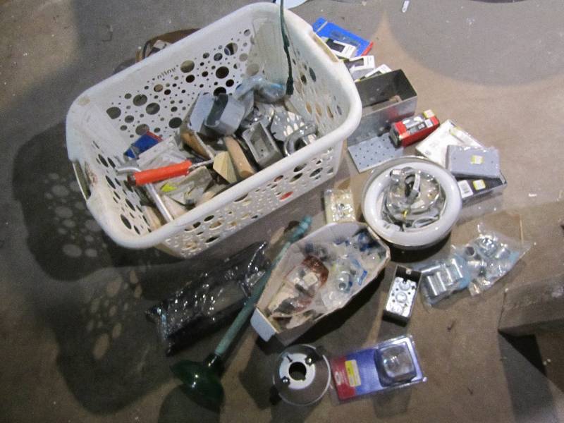 lot 109 image: Huge lot of electrical and other ma...