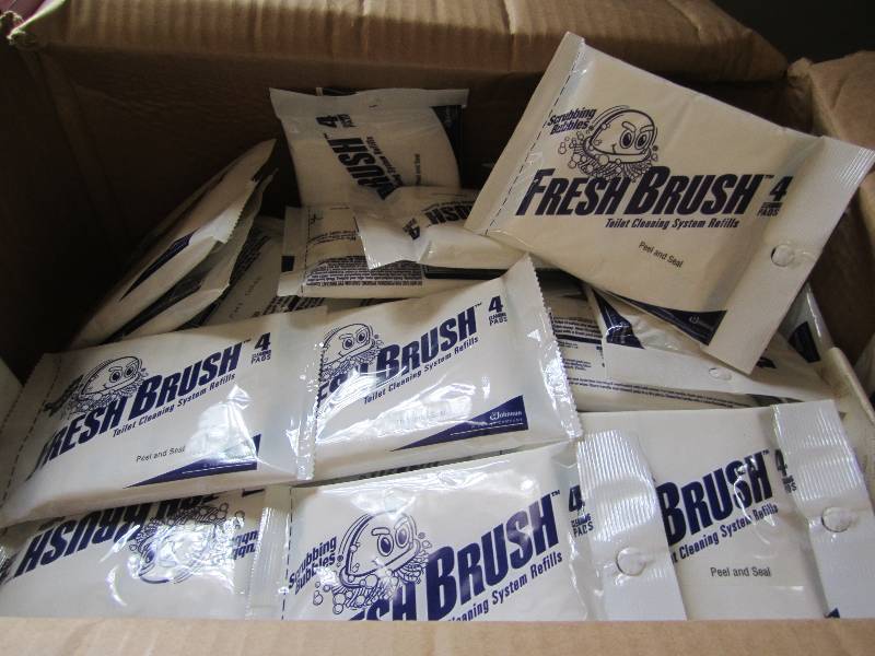 lot 113 image: Lot of sample Fresh brush toilet cl...
