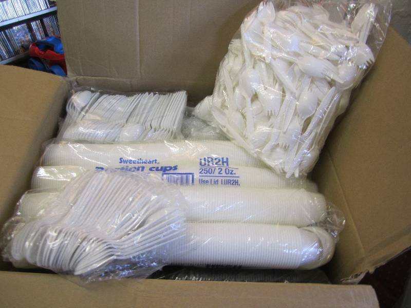 lot 124 image: large box of brand new sample cups ...