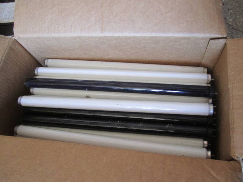 lot 155 image: Lot of 15 watt floresent light bulb...