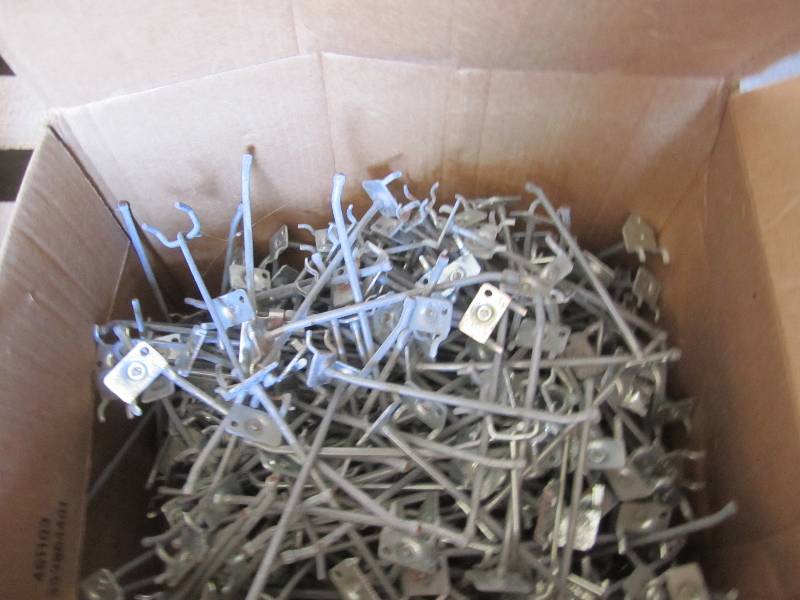 lot 160 image: Lot of peg hooks ...