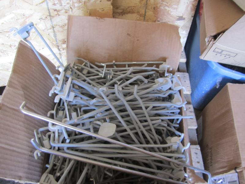 lot 161 image: Lot of long peg hooks ...
