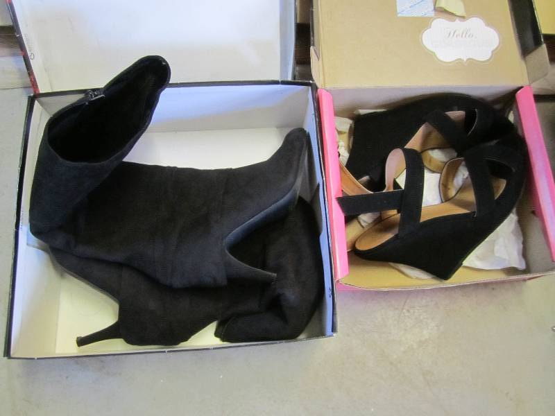 lot 183 image: Lot of slightly used new pair of bo...