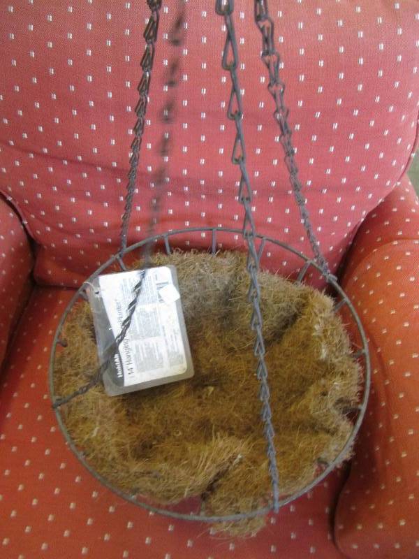 lot 205 image: New hanging basket for plants or ou...