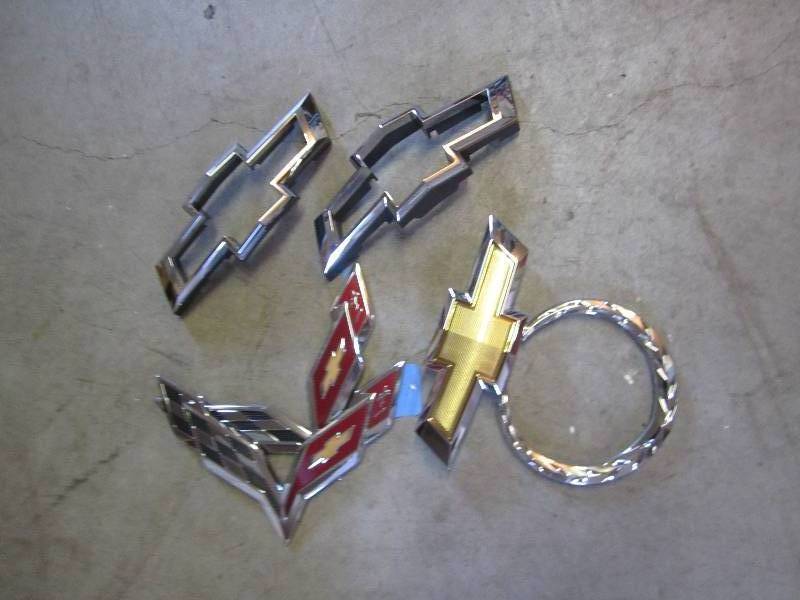 lot 218 image: Lot of genuine vehicle emblems, rea...