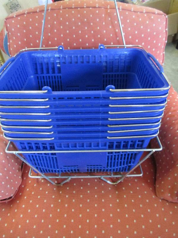 lot 222 image: 8 blue shopping baskets...