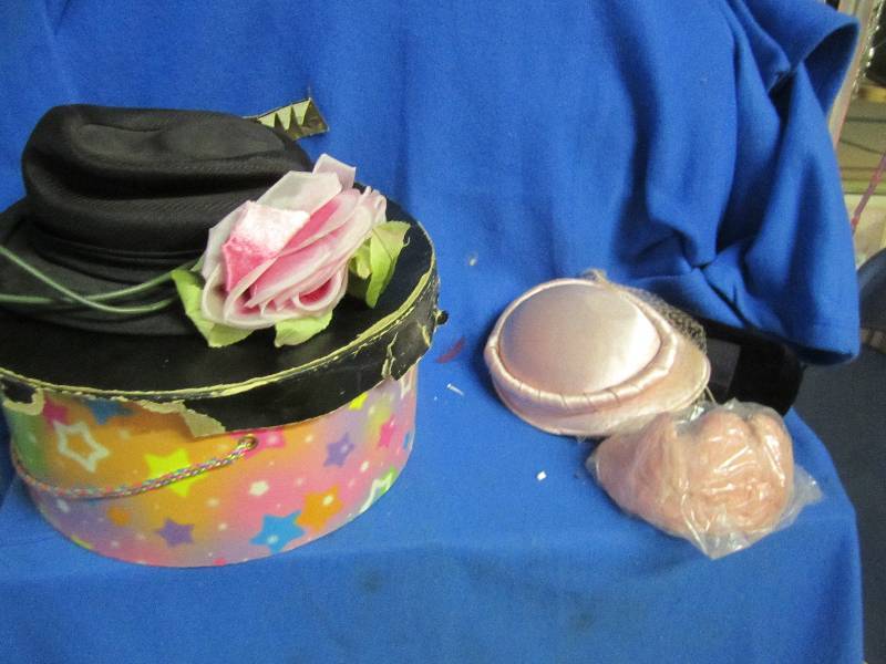 lot 18 image: Lot of Dayton vintage hats and hair...