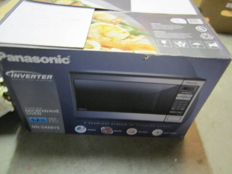 lot 38 image: Panasonic inverter microwave oven- ...