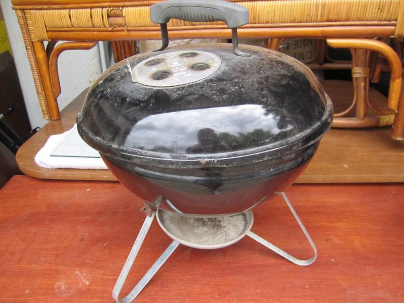 lot 258 image: Webber portable grill...