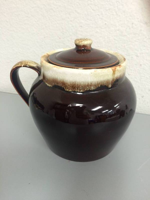 Vintage Pfalzgraff Brown Drip Gourmet Bean Pot
