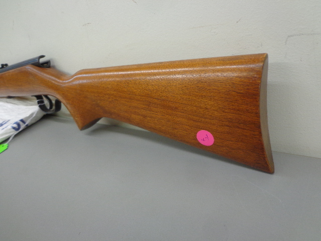lot 20 image: Savage Model 15 Single shot Bolt Action rifle-missing bolt