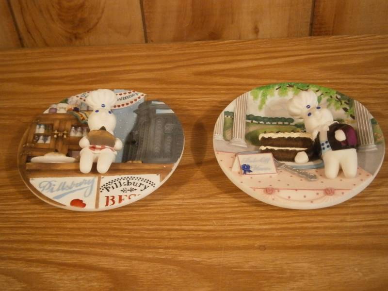 lot 15 image: (2) Danbury Mint Pillsbury 3-D Collector Plates