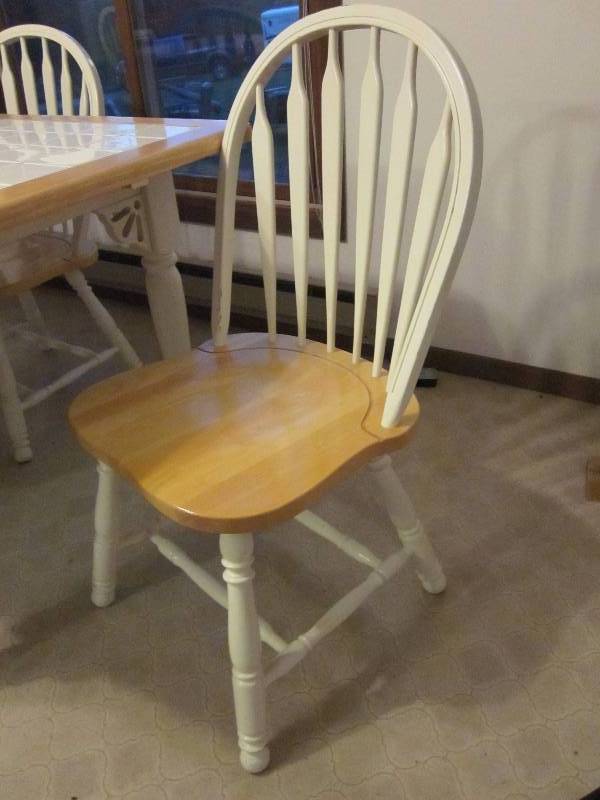 Table and 4 Chairs