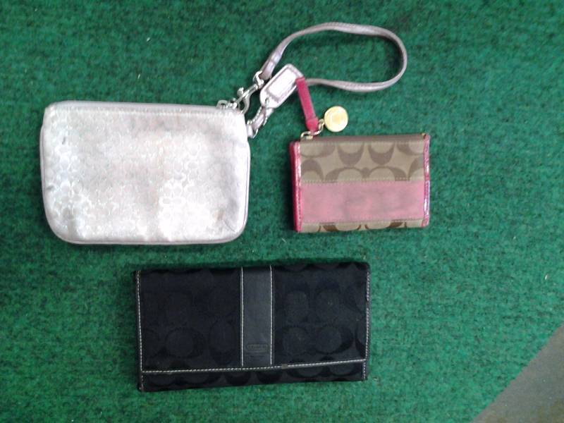 3-COACH Wallets