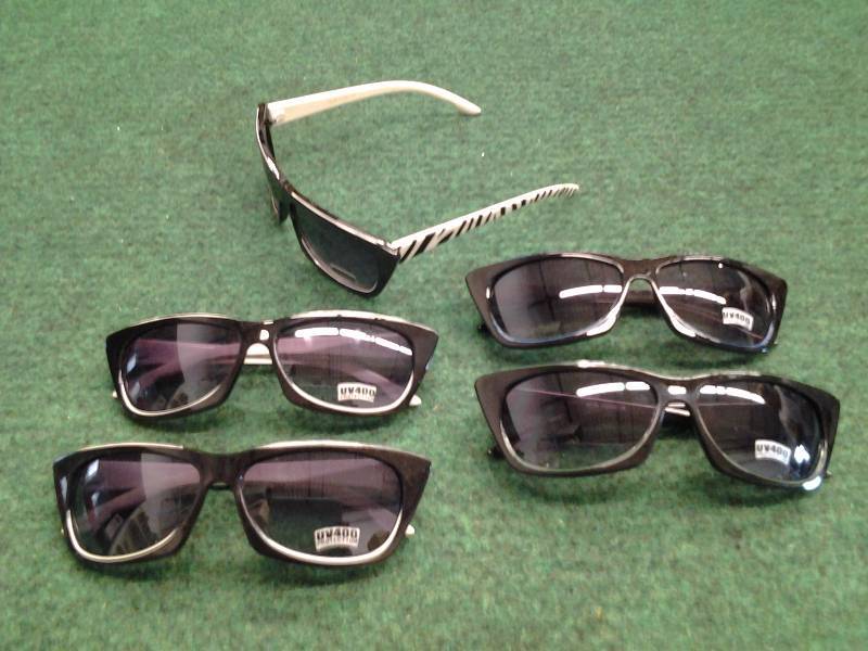 5-Pair NEW Sunglasses With Zebra Print Bows