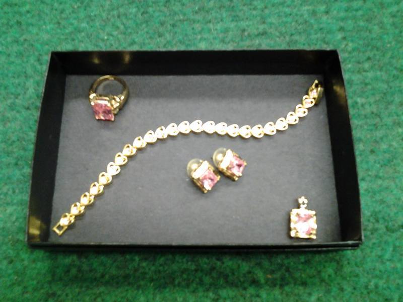 Gold Tone Set With Pink Stones (Ring, Bracelet, Pierced Earrings, Pendant Charm)