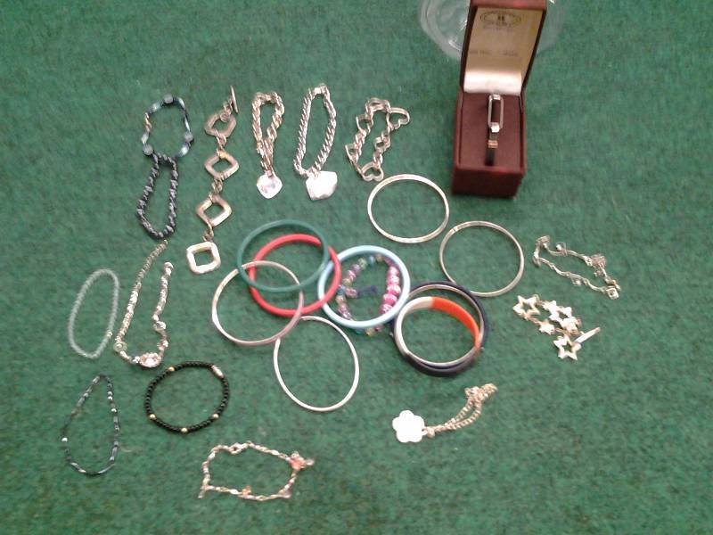 Lot Of Assorted Bracelets (Link & Bangles)