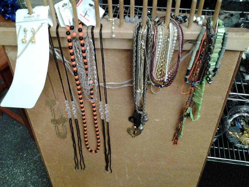 Lot Of Assorted Necklaces