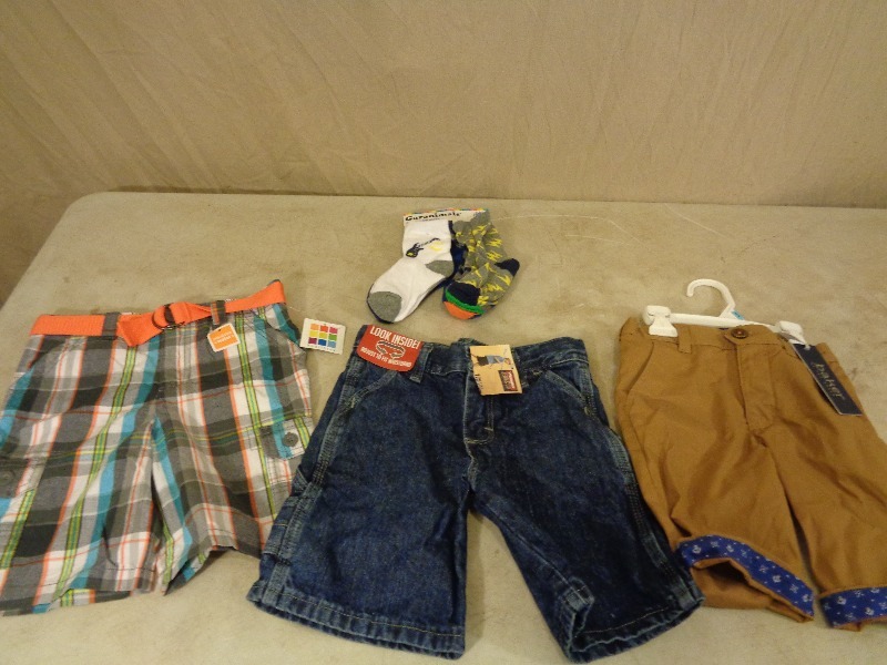 New Boys 5T Clothing