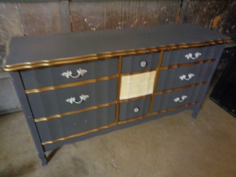 9 Drawer Dresser