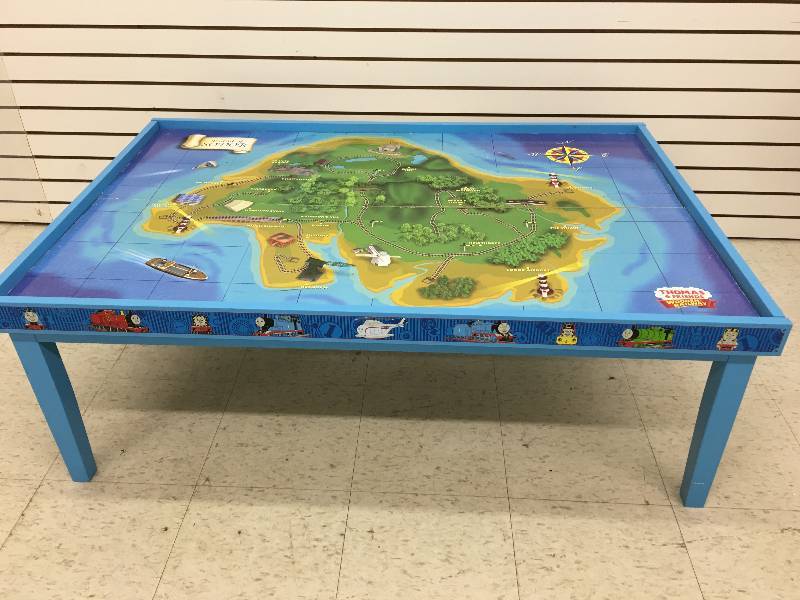 Thomas wooden railway grow store with me play table