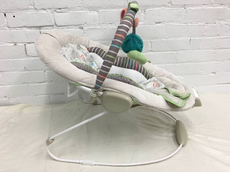 lot 216 image: comfort harmony baby bouncer