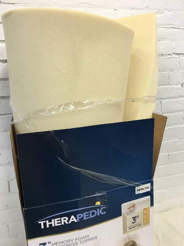 lot 337 image: Therapedic 3-Inch Luxury Quilted Deluxe Memory Foam Bed Topper size twin xl