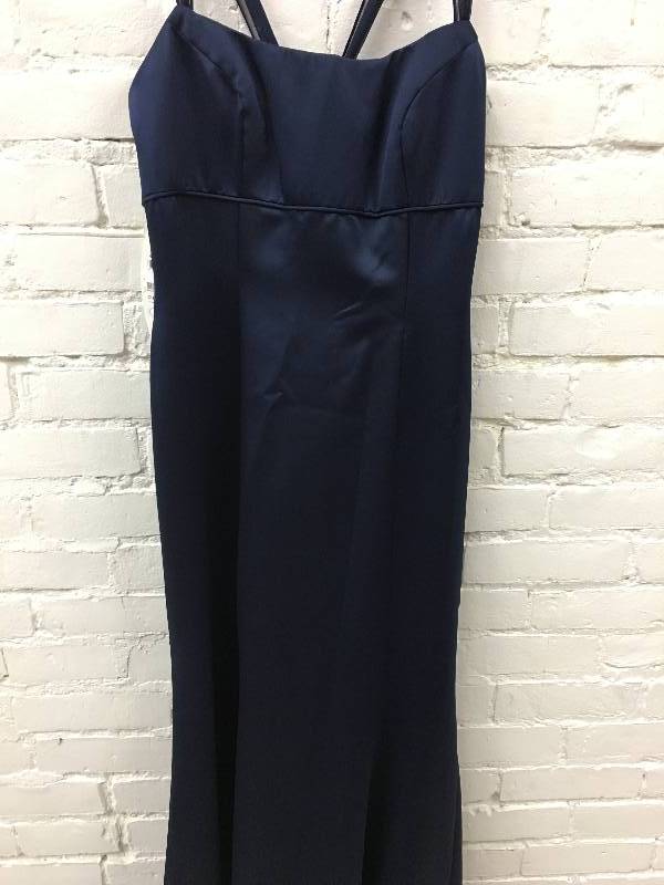 lot 440 image: alfred angelo size 10