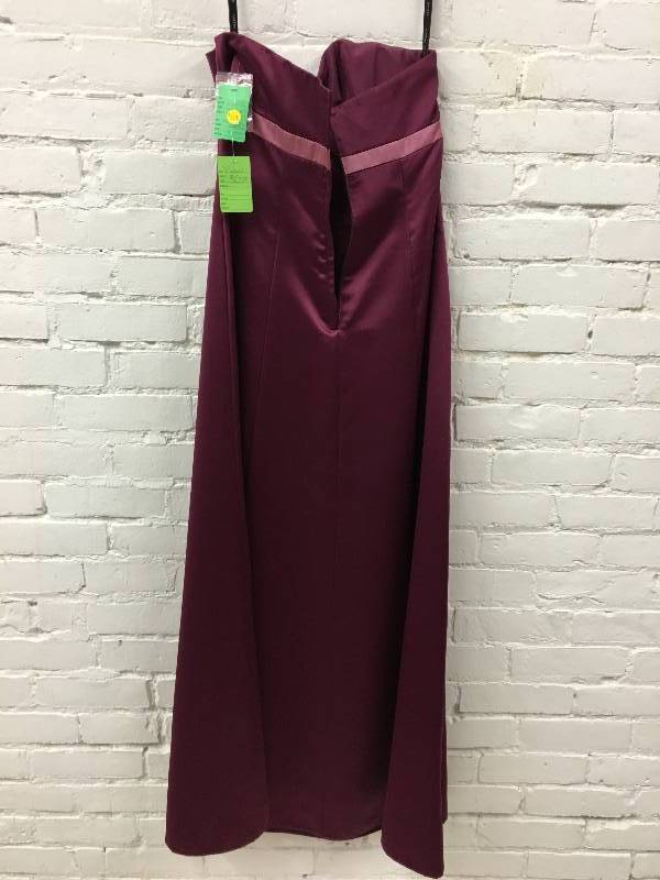 lot 455 image: alfred angelo size 10