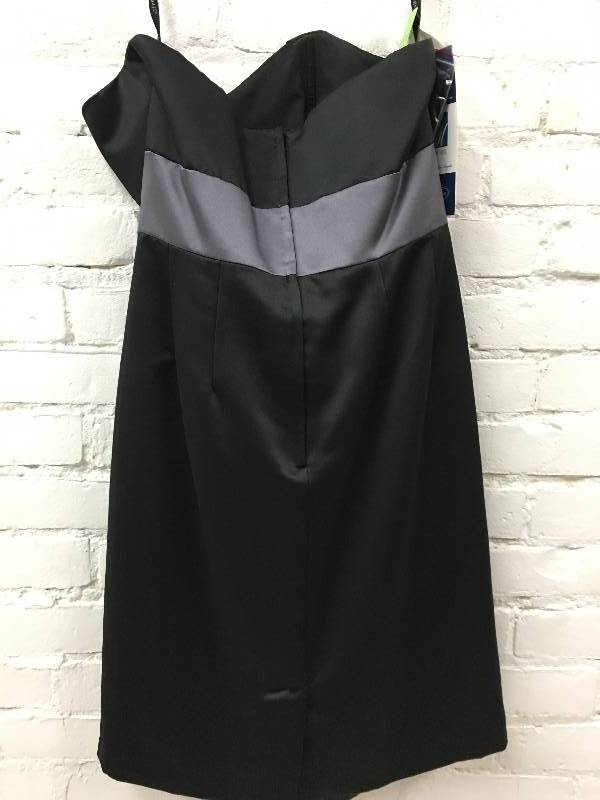 lot 484 image: alfred angelo size 10