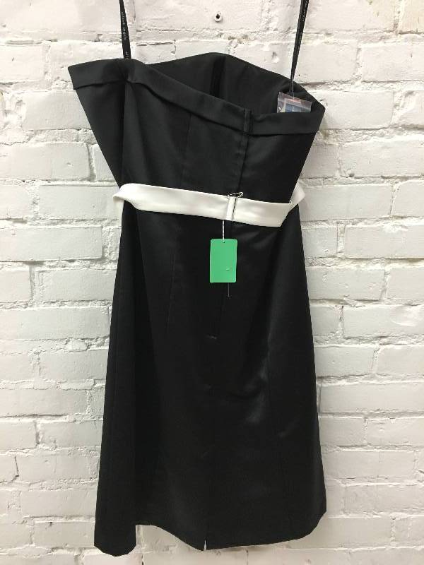 lot 491 image: alfred angelo size 10